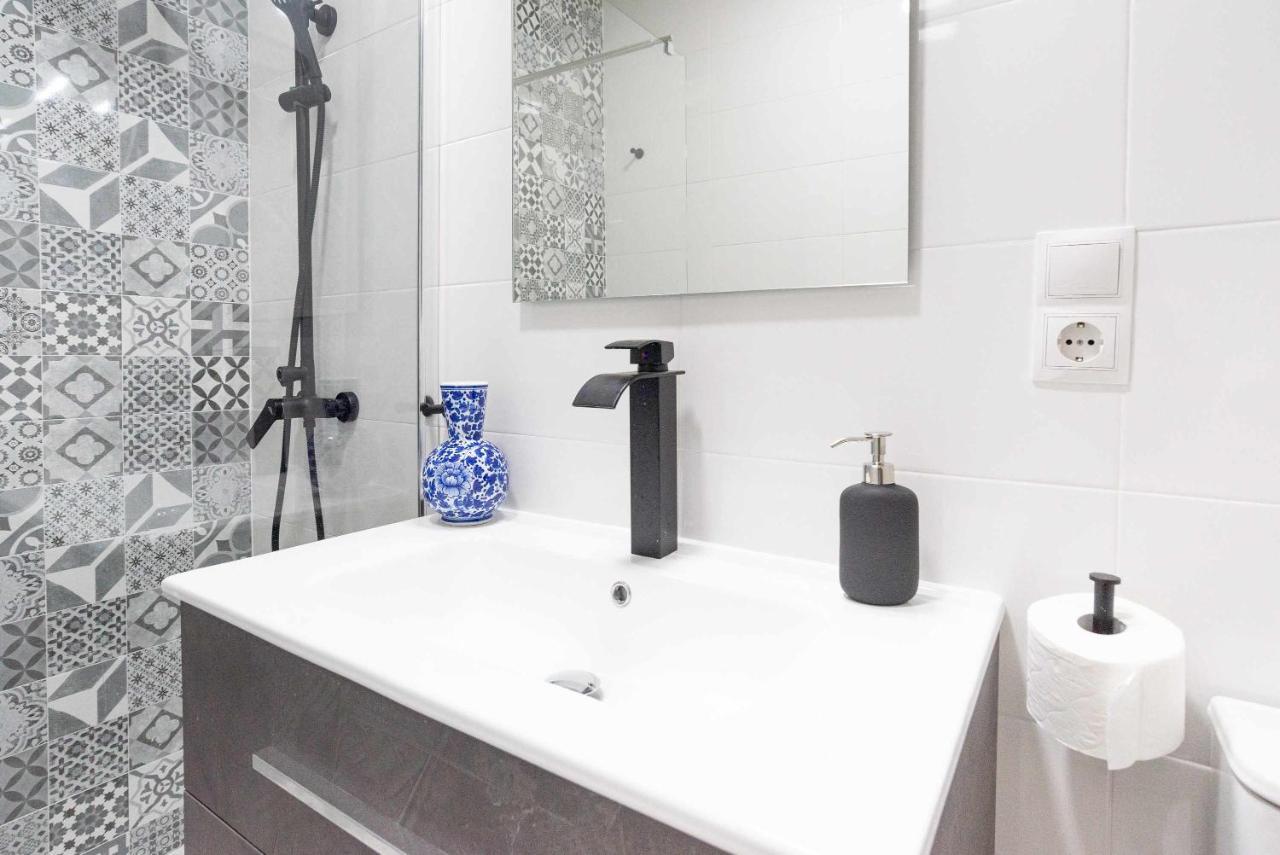Vialia Suites Cinema Málaga Eksteriør billede